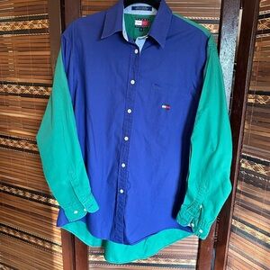 🌟3/$20🌟 Vintage Tommy Hilfiger Colorful shirt 
Great condition
Size 6